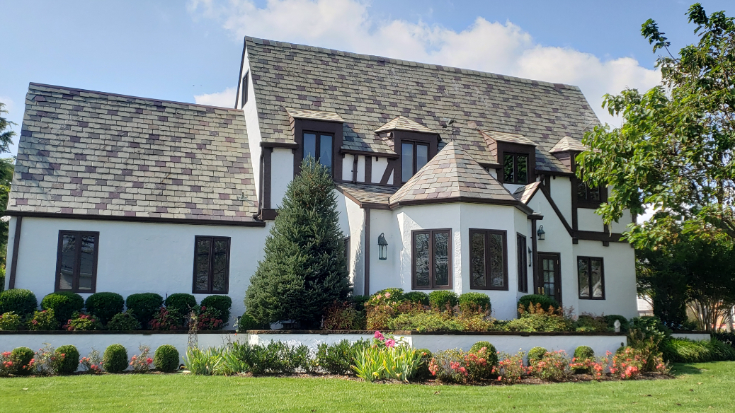 How to Clean a Slate Roof in Massapequa, NY